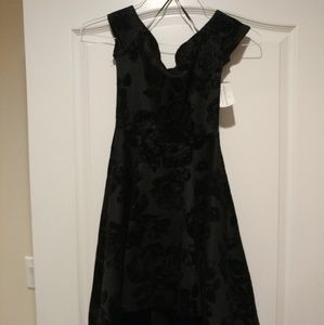 Black Size S Windsor dress